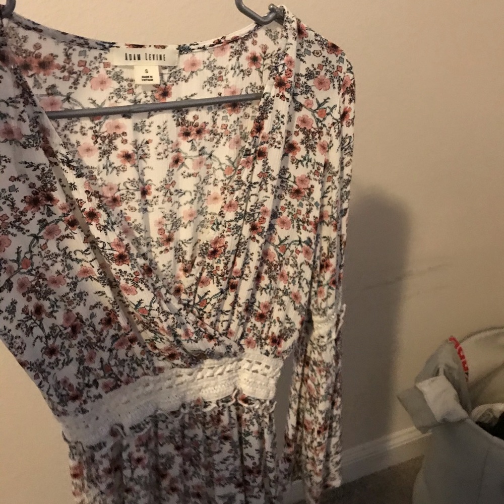 🥥white floral romper🥥